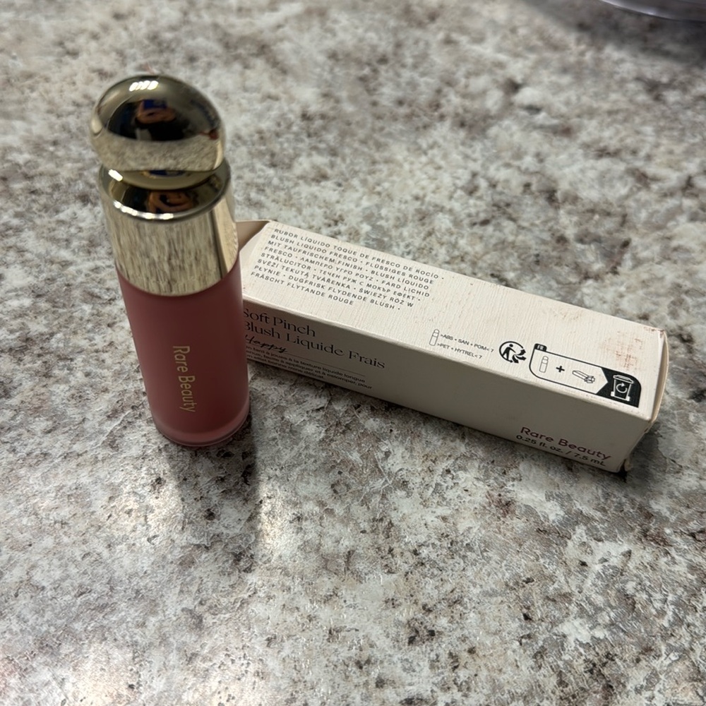 Rare Beauty Blush: Shade Happy